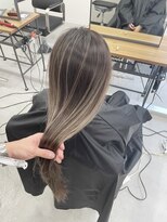 エイル 茶屋町(Eir)&nbsp;【ブリーチ】【ハイライト】【トリートメント】【髪質改善】
