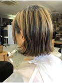 切りっぱなしボブ 中に隠し包丁入り