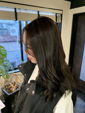 オプ アート(Op Art) 透明感抜群！イルミナカラーでサラ艶ヘア♪