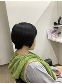 ショートボブ