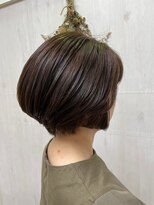 プランタン(Printemps)&nbsp;透け感バング大人可愛いショートボブひし形シルエット