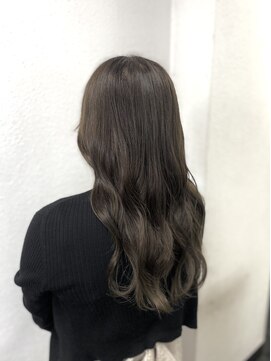 ジェナ(Jena) グレージュカラー