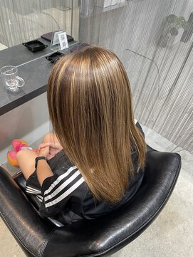 ボンズサロン オモテサンドウ(BONDZSALON OMOTESANDO) 髪質改善&縮毛矯正×酸性ストレート【表参道駅,原宿駅】