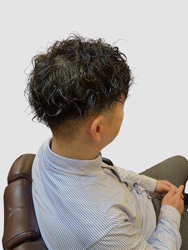 銀座マツナガ 浅草店 スパイラルパーマ×ツーブロフェードマッシュスタイル