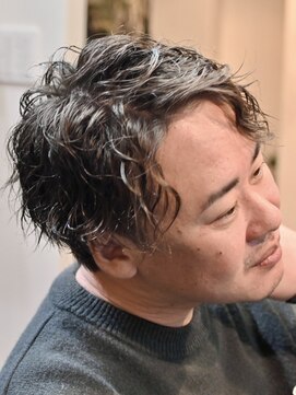 アトム(Atom.) over30age/ツイストスパイラルパーマ