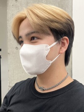 サンクマーケット 渋谷(cinq MARKET) 渋谷メンズハイトーンカラーミルクティーベージュセンターパート