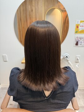 ファクト(FACT SPA) オリーブブラウン／外ハネスタイル