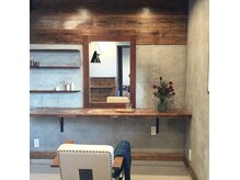 リカリカの雰囲気（おひとり様ずつの施術ですので1席のみになります。）