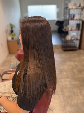 ベージュブラウン