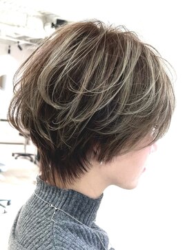 アイズ(I's) バレショート×ハイライト×くびれ