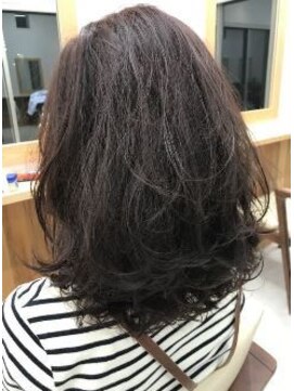 バースプレイス ヘアードレッサー(Birthplace HAIR DRESSER) ダブルカラー・ゆるふわパーマ