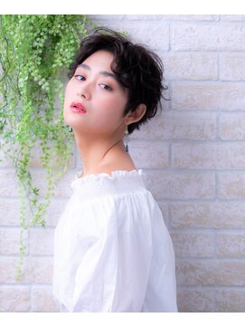 ソア 武蔵小杉(SOAR) 大人かわいい無造作カールとデザインカラー小顔丸みショートボブ