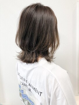 ジゼル(GiseL) 切りっぱなしに飽きたらミディアムレイヤー。