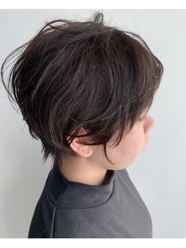 サイワイマチ美容室 癖毛を生かしたショートカット!