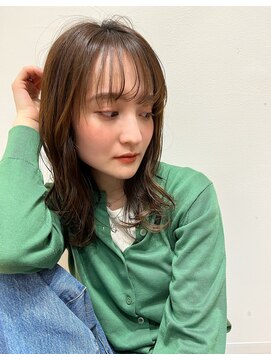 ベア(Bea) セミロング