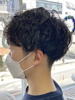 ヘッズ 本八幡店(HEADS)&nbsp;MEN'S HAIR  センターパート　ツイストスパイラル　コンマヘア