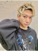 刈り上げツーブロックアップバングショートカラーメンズヘア