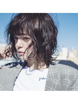 ミットバイツリー センター北(mit by tree) razyウェーブくすみブルーネビージュニュアンスボブ