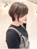 大人丸みショートボブ/マッシュショート/前髪/ベージュカラー