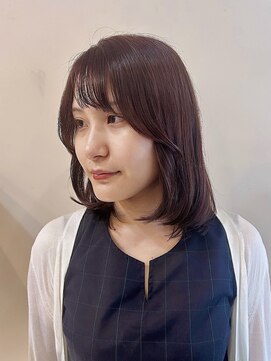 ノエル(NOEL) 無造作ロブ × 肌透けプラムカラー