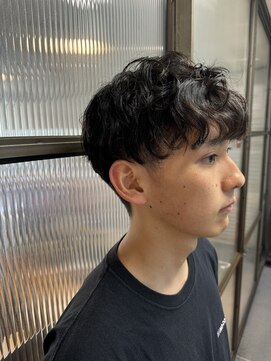 リンネ(Lin'ne) シャドウパーマ