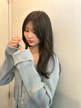 ルーム(Loom.) 顔周りレイヤーレイヤーカット透明感カラーブリーチなしカラー