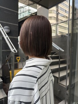 ニニ(nini) straight bob