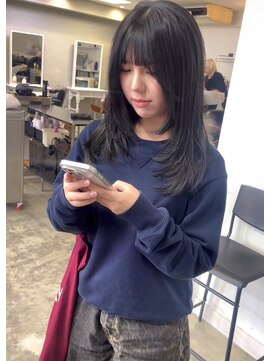 シーン(SCEN) dark Olive × layer cut