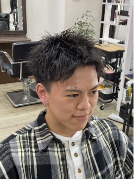 アイヴィー 池袋(IVY) 無造作なツイスパスパイキーショート[池袋/池袋駅/メンズ]