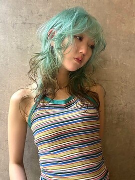 イル(iLe.) ブリーチ/ミディアムヘア/デザインカラー/フェイスフレーミング