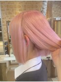 ホワイトピンク/ケアブリーチ/ダブルカラー/切りっぱなしボブ