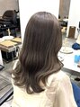 エンネ 新宿(enne) グレージュカラー
