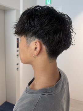 トリッカ シブヤ(TRICCA SHIBUYA) メンズカットパーマニュアンス波巻きスパイラルスペインカール