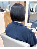 エレノア 渋谷公園通り店(Eleanor)&nbsp;【中澤】ぱつっとストレートボブ　大人ヘア
