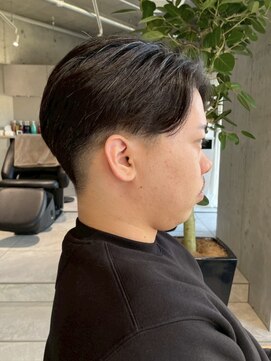 キリ 逗子(kiri) 逗子葉山メンズカットツーブロックフェードカットカルマヘアM19