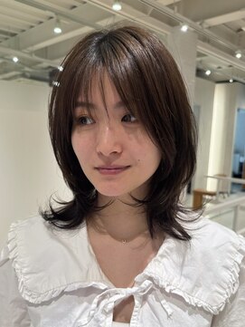 ルーム(room) ふわっと揺れる抜け感レイヤーカット