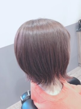 リヴァイヴ(revive) 外はねカット