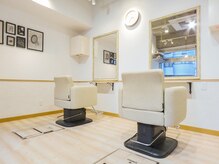 ブリスビューティーサロン(bliss beauty salon)の雰囲気（セット面から移動せずそのままシャンプーができます◎）