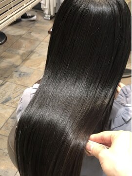 マーブルトウキョウネオリーブ(marbles tokyo neolive) ネオリーブ三茶☆髪質改善×酸熱TRストレート☆密本桃子