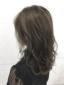 プライズ 所沢プロぺ通り店(prize) カーキアッシュ【所沢】