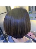 ショートボブ
