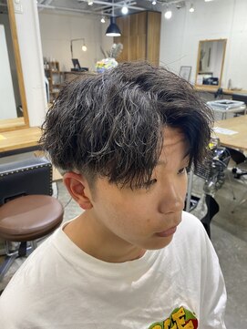 エルオム(EL.HOMME) 【RYUYA】短髪ショートアップバング×ツイストスパイラル
