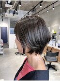 ショートボブ