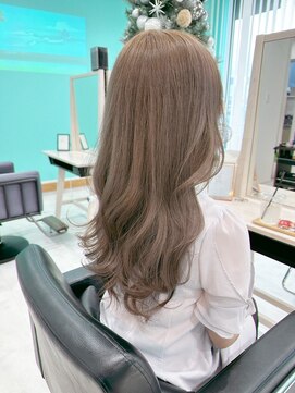 ユーフォリア(Euphoria.) ピンクベージュ×ロングスタイル