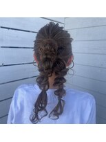 ココンフワット (Coconfouato) ヘアセット