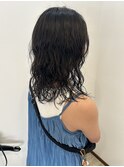 【shiori】ゆるめのミディアムパーマ