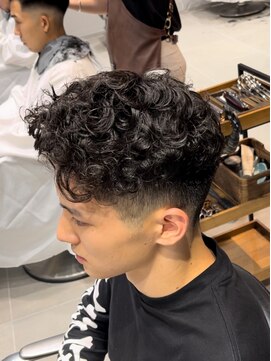 グルーマーズトウキョウ 渋谷店(GROOMER/S TOKYO) ショートハーパー スパイキーショート