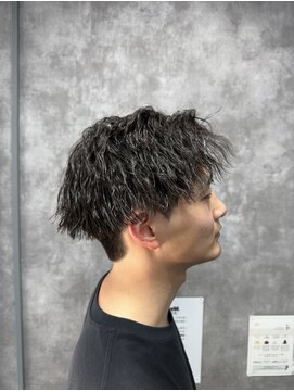 スピン 本八幡(SPIN) スペインカール/スパイキーショート/ブルーブラック/本八幡