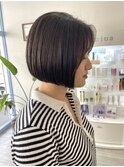 大人ボブ大人ショートボブ切りっぱなしボブ前髪あり前下がりボブ