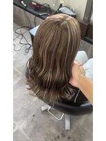 モノ アンド イニ(Mono & inni)&nbsp;【大地】ハイライトベージュ